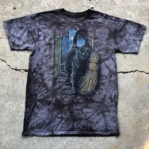 Vintage Y2K Witchy Cat Graphic Shirt